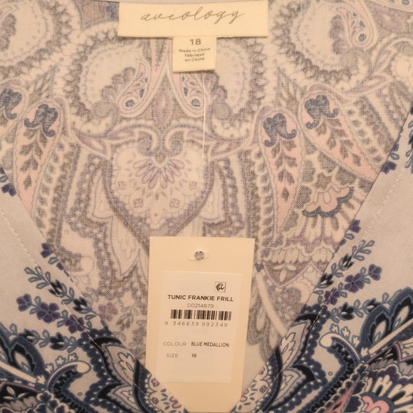 New Paisley Blue Tunic / Size 2X - Picture 4 of 5